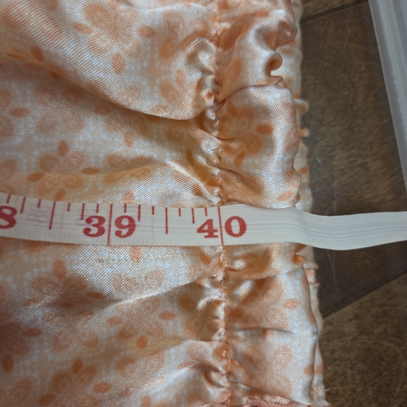 Vanity Fair Orange Pajama Set Size Medium - Picture 13 of 13